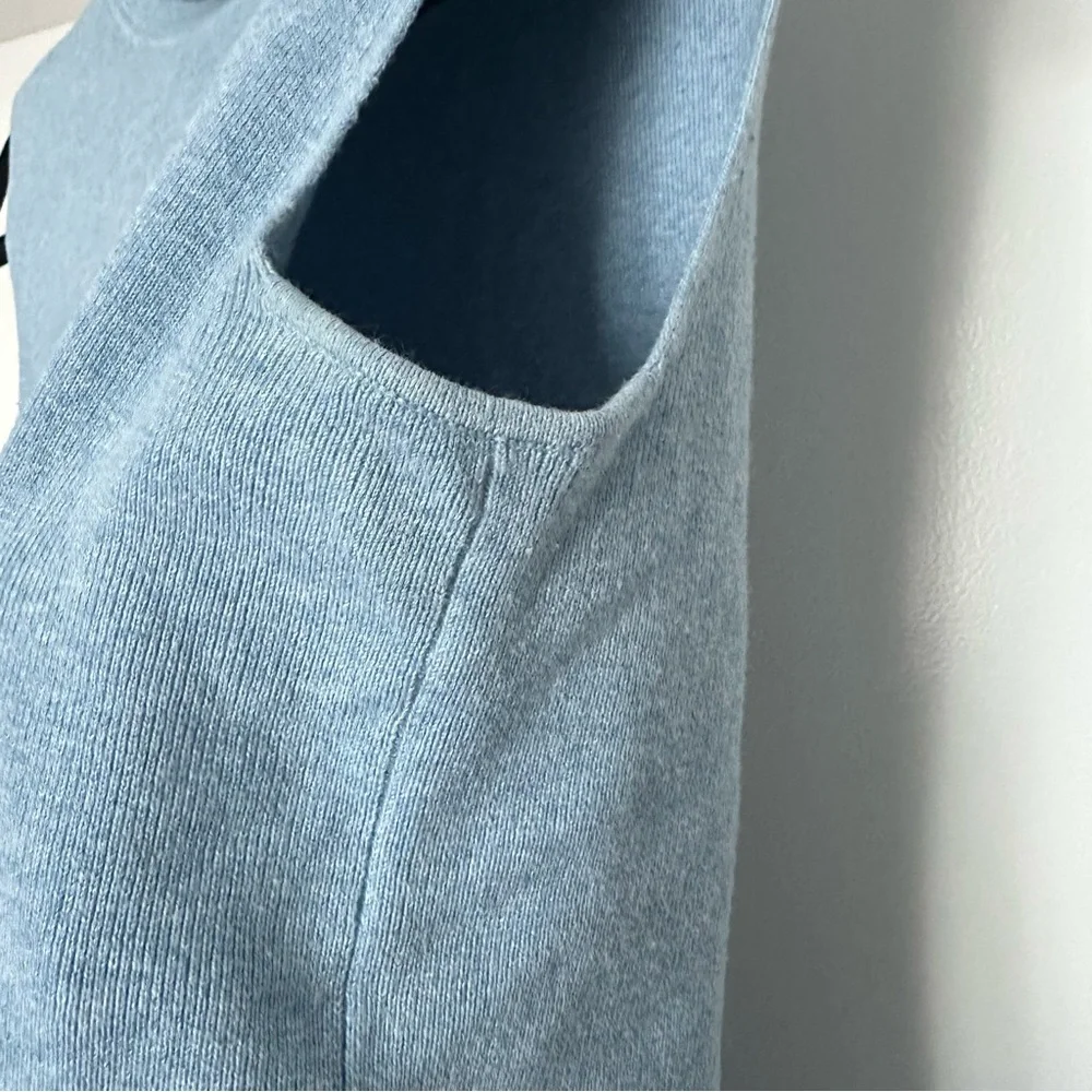 Talbots Sleeveless Blue Turtleneck Top Petite Size Medium - Picture 4 of 6